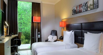 Hilton Zurich Airport Hotel Room Type - TWIN HILTON DELUXE