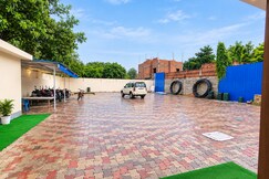 Address of HOTEL VASUNDHARA INN