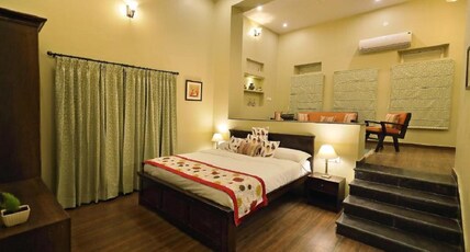 The Cavalry: Home Stay Room Type - Superior Deluxe Room