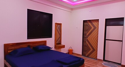 The Resolve House Room Type - Deluxe Non AC Room with Balcony