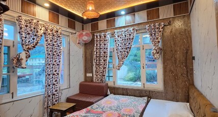 Hotel Himalayan Heaven Room Type - Deluxe Room