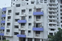 Address of Hotel Green Leaves