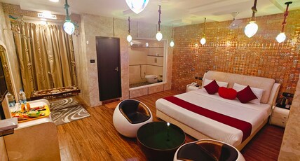 Spago Inn-Only for Families & Couples not for Bachelors Room Type - Elite Studio
