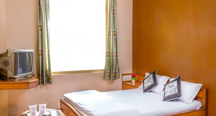 Hotel Shankar Palace Room Type - Non Ac Double Bed Room