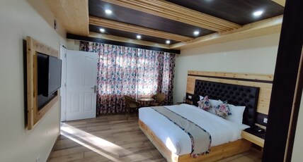 The Jakhoo Crest Room Type - Premium valley view