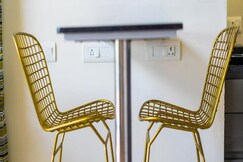 Sunshine Homestay | Rooms & Kitchen