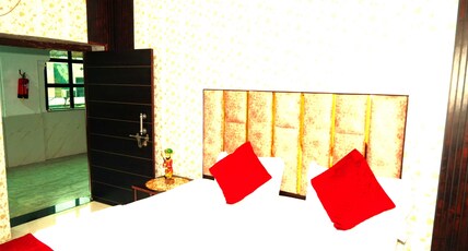Ambassador Grand Room Type - Deluxe Room