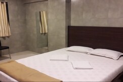 VENKEYS FAMILY RESTAURANT AND BAR