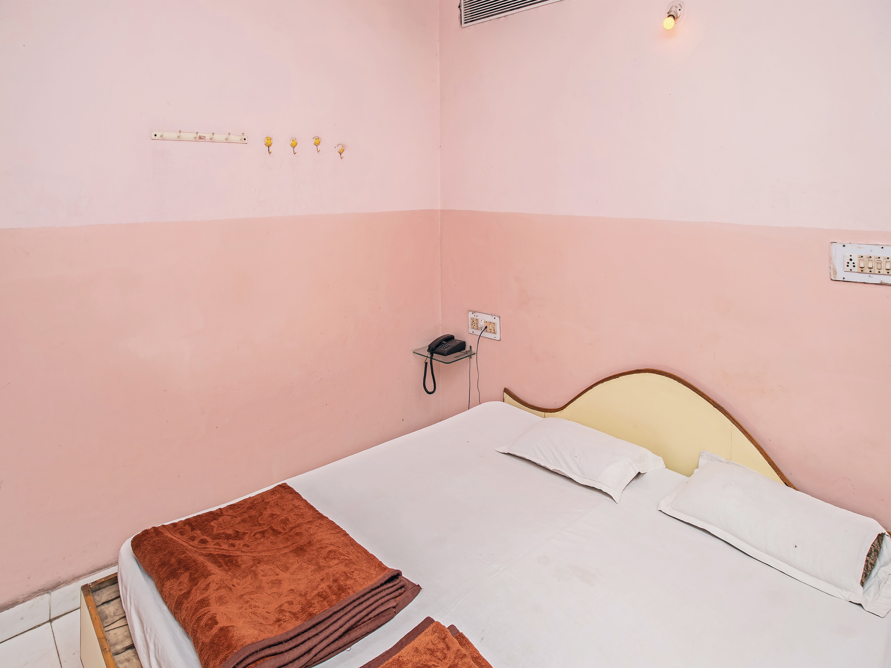 Hotel Vinayak - Tap to explore photos