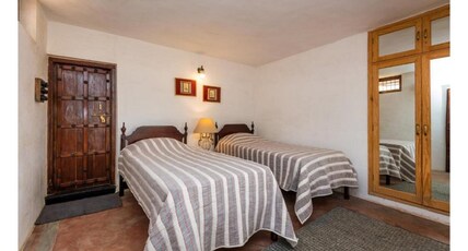 Chandera Kothi Room Type - Twin Bed Deluxe