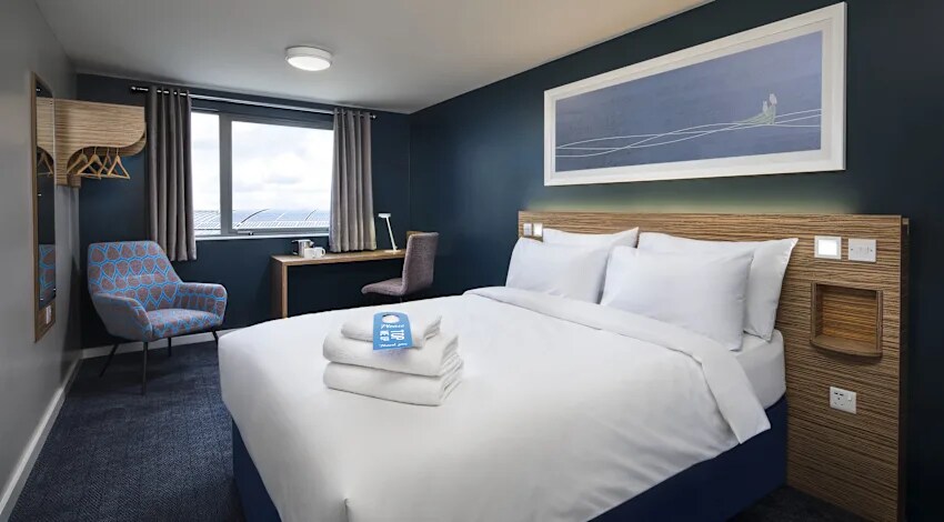 Travelodge Sheffield Meadowhall - Tap to explore photos