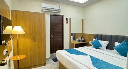 HOTEL BOSS PALACE Room Type - Boss Double Bed Ac