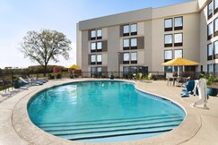 Hampton Inn Kansas City-Airport