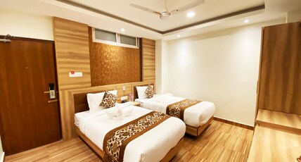 Hotel Mahadev Inn Pokhara Room Type - Deluxe Triple Room Hotel Mahadev Inn Pokhara Room Type - Deluxe Triple Room