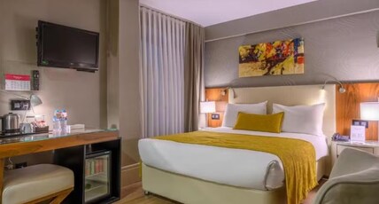Ramada Istanbul Grand Bazaar Room Type - Economy King Room