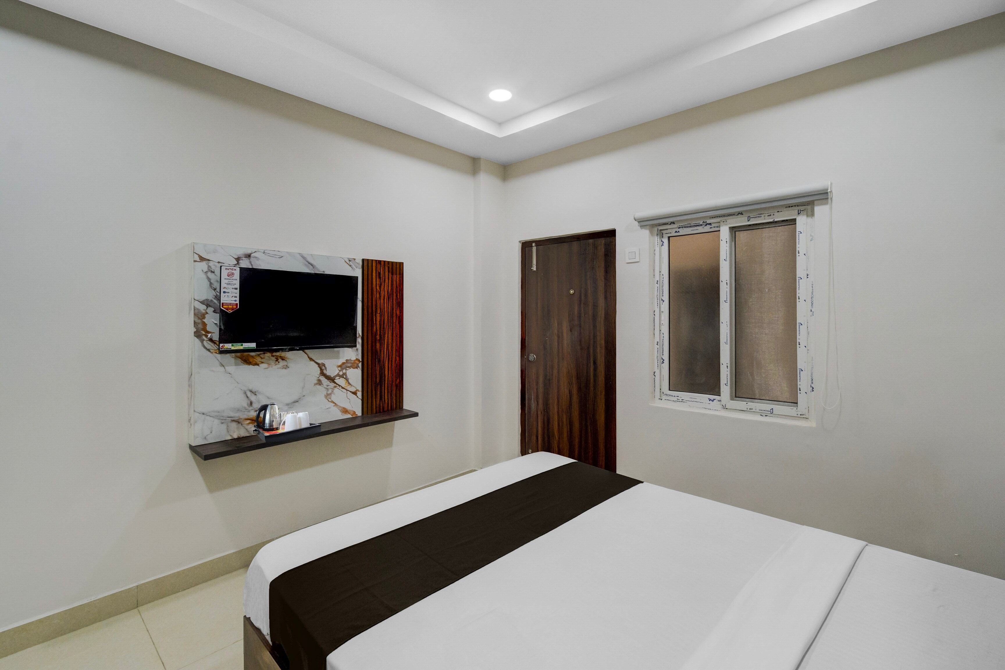 Townhouse Kurnool Bus Terminal Formerly Hotel Lakshmi Pride - Tap to explore photos