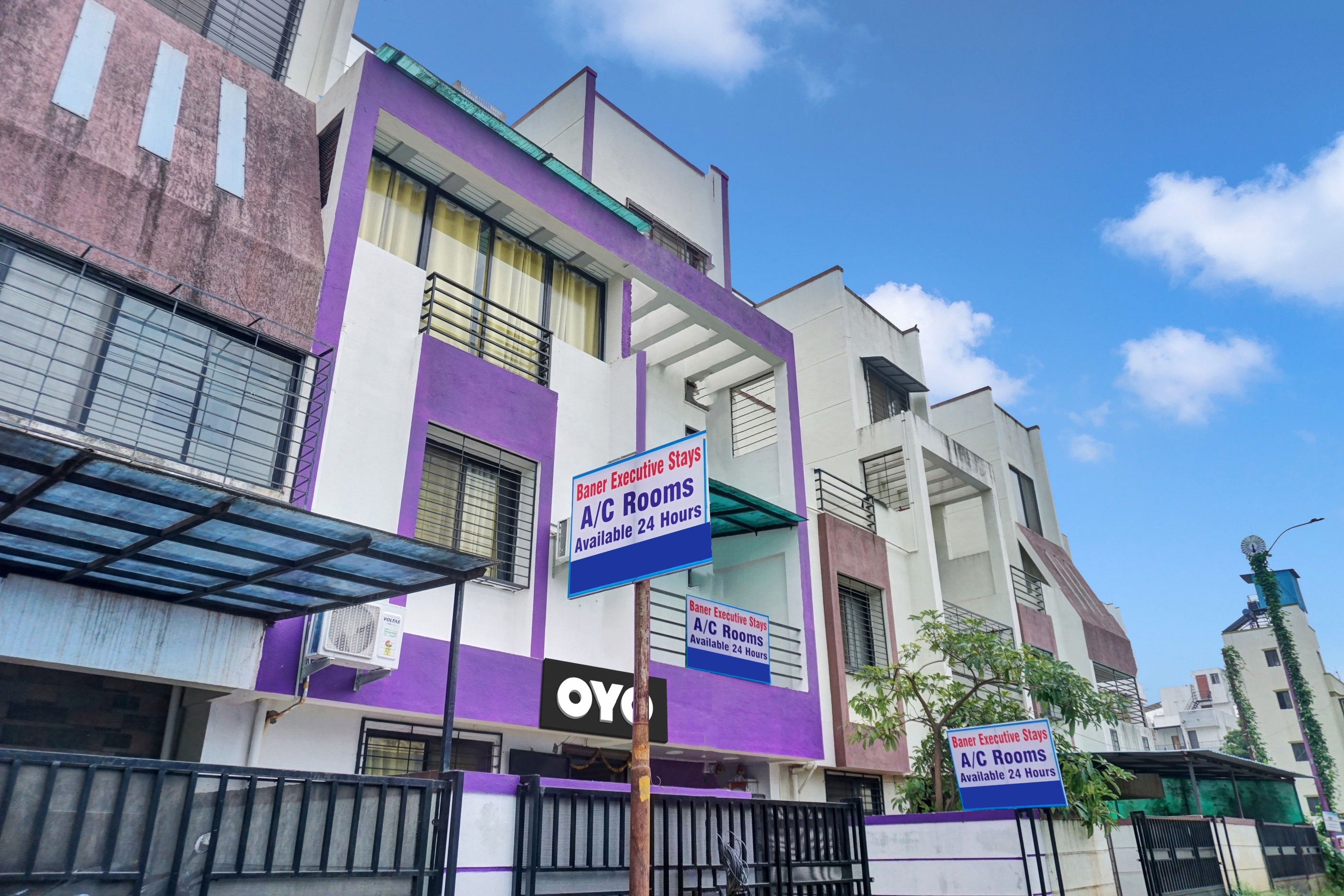 Collection O Baner Executive Stays - Tap to explore photos