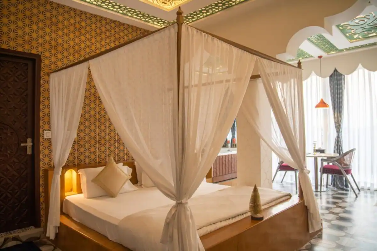 HKV Luxury Vibes Stay Room Type - Royal Palace By Luxury Vibes Stay