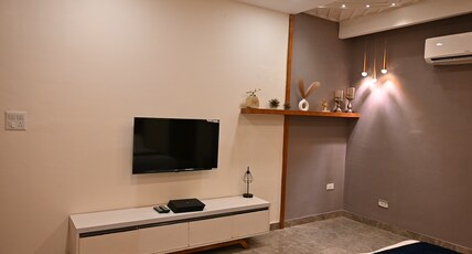 Hilltop Hideaway Room Type - 102