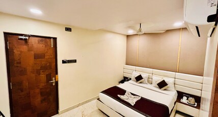 Ganesh Bhavan by Vinayak Hotels Room Type - Deluxe Double Room