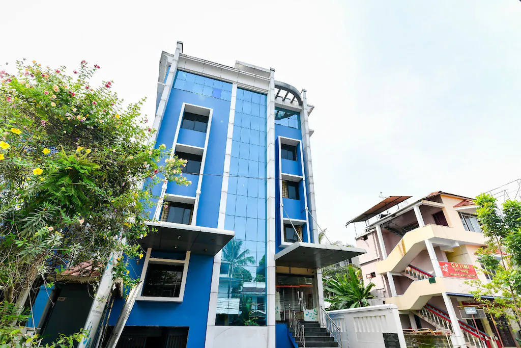 TRI-STAR RESIDENCY