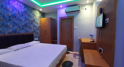 HOTEL SHREE JAGANNATH (SEA FACING) Room Type - DELUXE DOUBLE BED