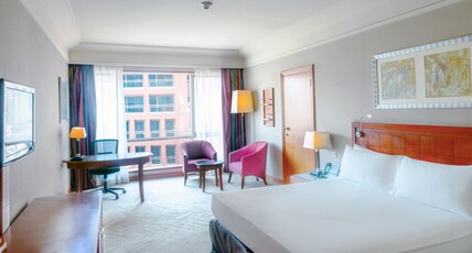 Holiday Inn Cairo Citystars Room Type - 1 King Premium Pool View Holiday Inn Cairo Citystars Room Type - 1 King Premium Pool View