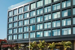 The Godfrey Hotel Hollywood Los Angeles - Near Universal & Warner Bros. Studios