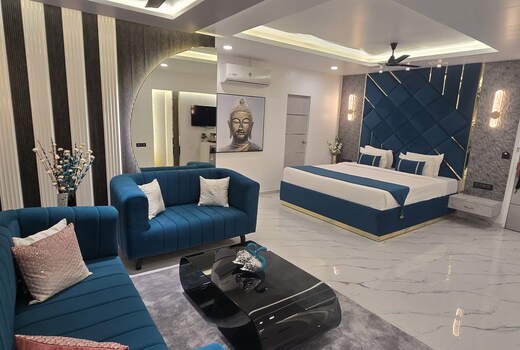 Hotel Titanium