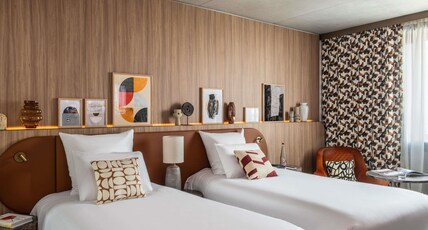 Pullman Lyon Room Type - SUPERIOR CONNECTING ROOM, 1 king-size bed and 2 single beds