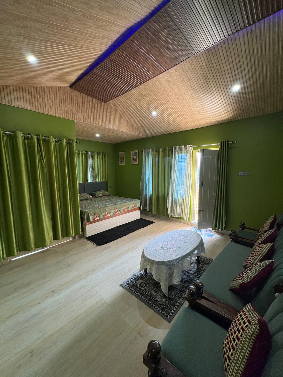 Oliway Homestay - Tap to explore photos