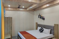 Om shanthi guest house