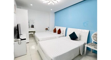 Valentine Hotel - Bui Vien Room Type - Deluxe Triple Room Valentine Hotel - Bui Vien Room Type - Deluxe Triple Room