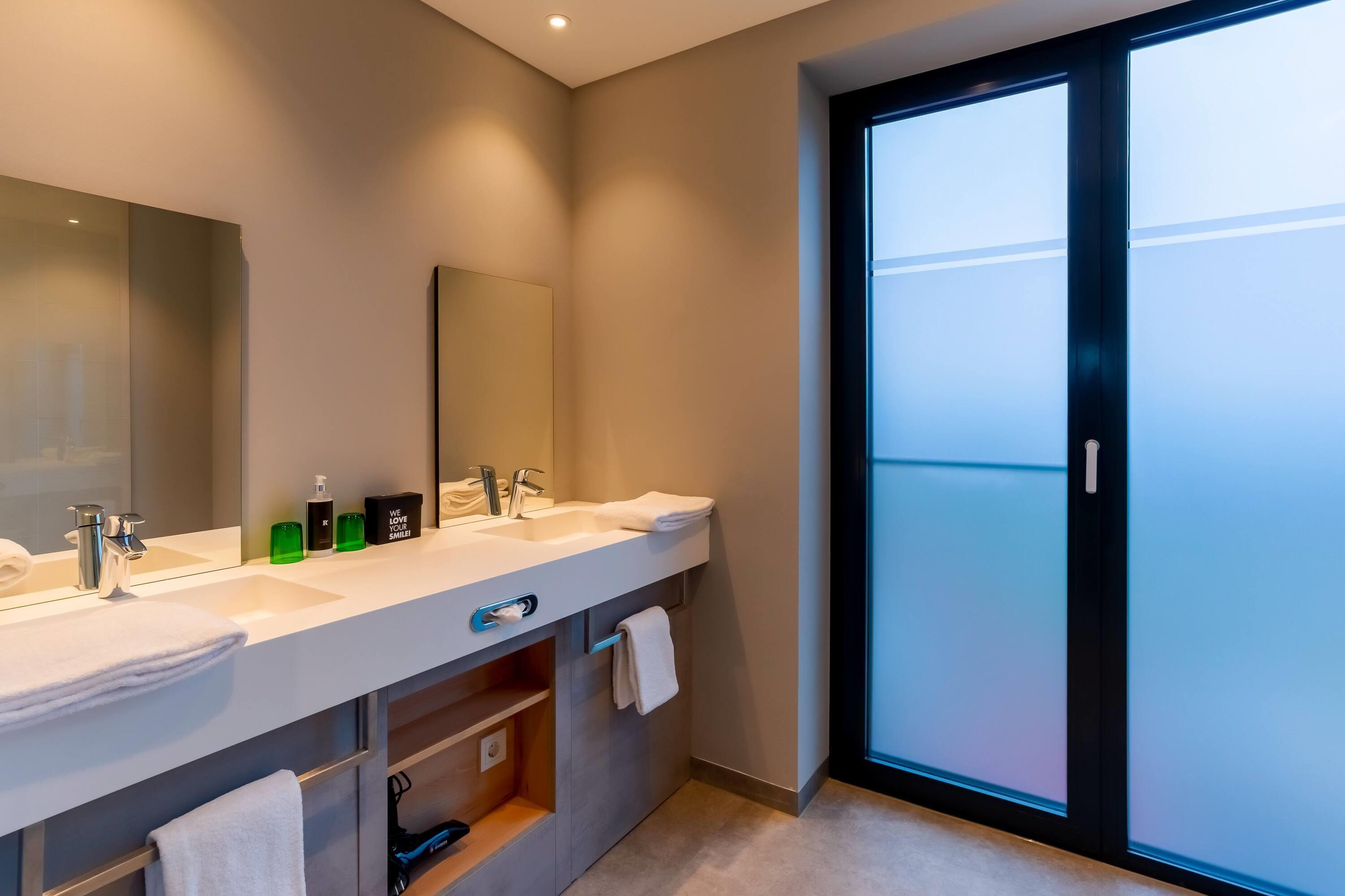 elaya hotel kevelaer, Trademark Collection by Wyndham - Tap to explore photos