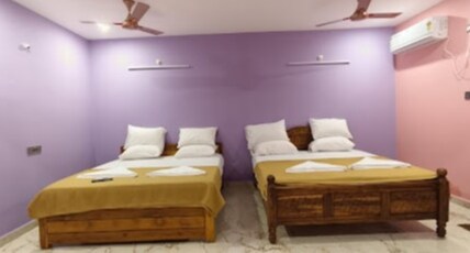 SJS Residency Room Type - Super Deluxe Family AC