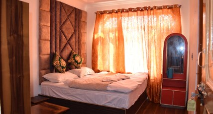 Hotel Care Room Type - Deluxe Room