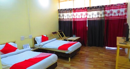 A Hillock Resort-Durgesh Guest House Room Type - Standard Room with Hill View