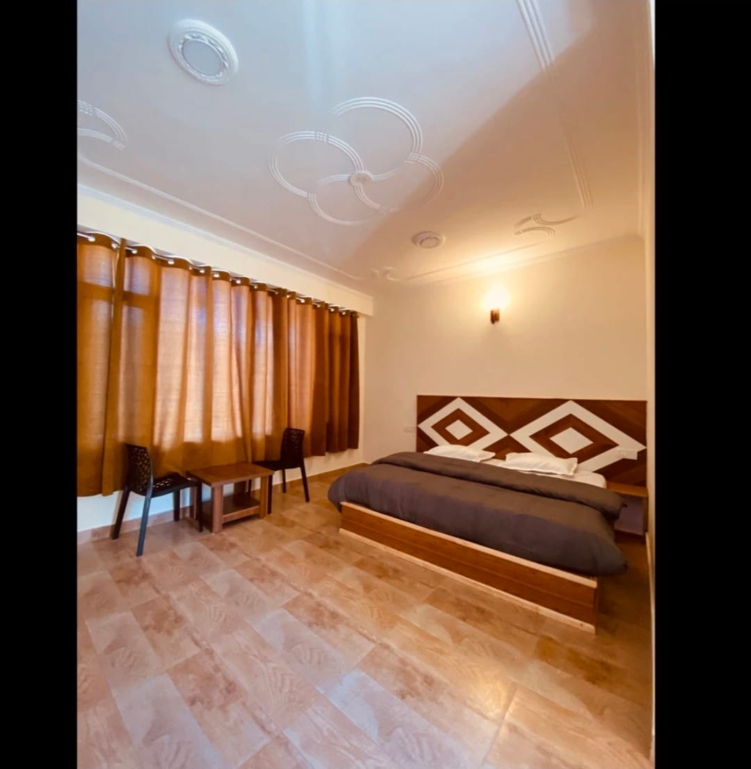 Aadesh villa b&b - Tap to explore photos