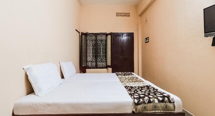 Hotel Tarangini residency Room Type - Standard Room AC with WIFI