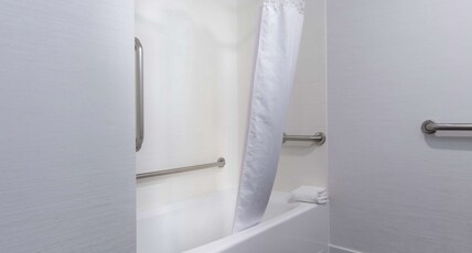 Hampton Inn by Hilton Great Falls Room Type - 1KG MOB HR ACC RI-S STE NS