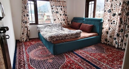 Flora & Fauna Guest House Room Type - Deluxe mountain view double room