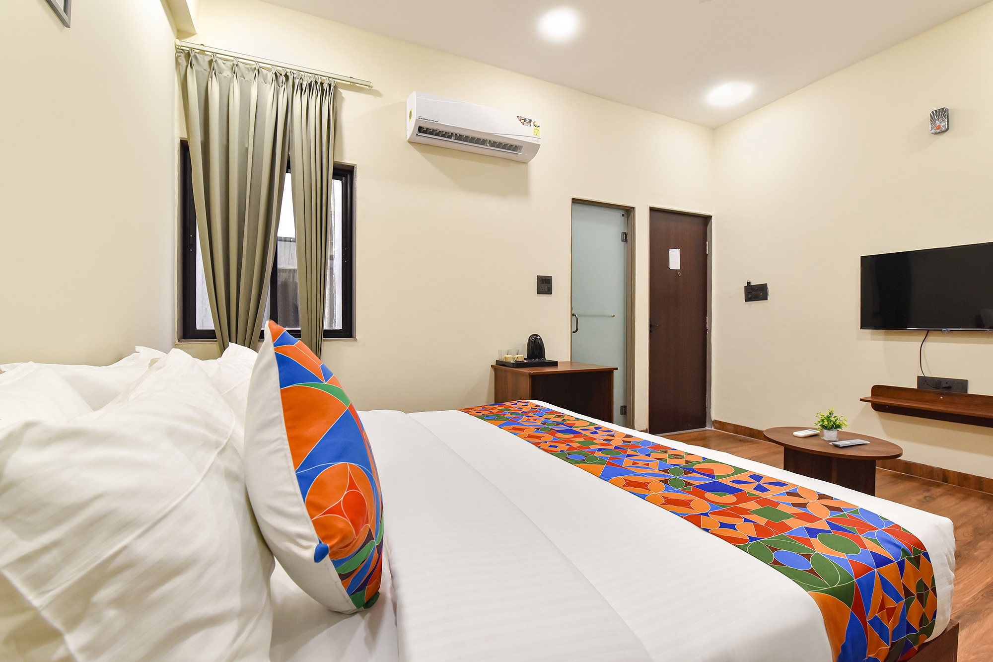 FabHotel Aura Azure, Mahalaxmi Nagar - Tap to explore photos