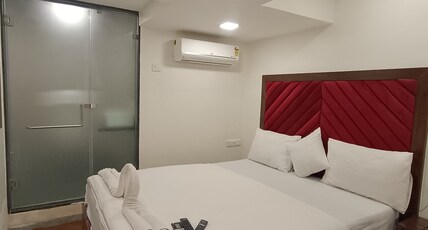 AR Residency Room Type - Deluxe Double Room
