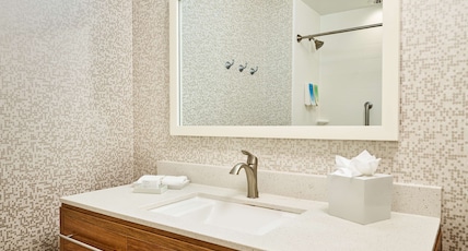 Home2 Suites by Hilton San Antonio Airport, TX Room Type - 2QN HEARING ACC STUDIO NS