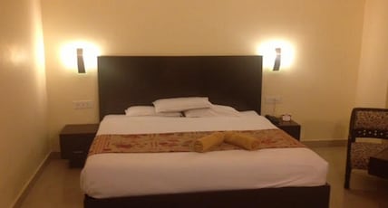 Hotel Kings Room Type - Premium Room Hotel Kings Room Type - Premium Room