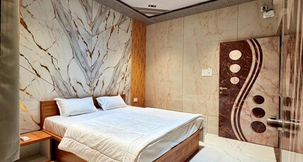 Saiprasad suite & stay Room Type - Bedroom 3