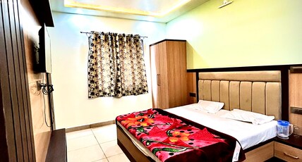 Saraswati Dhaam Room Type - Super Deluxe