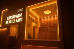 SANIDHYAM BY HOTEL SAHU NEAR KASHI VISHWANATH TEMPLE GATE