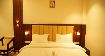 Rudriya Residency Room Type - Double Bed ( 1 King bed)