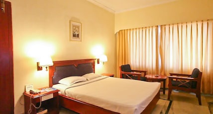 The Vijay Park(Arumbakkam) Room Type - Deluxe Double Room The Vijay Park(Arumbakkam) Room Type - Deluxe Double Room